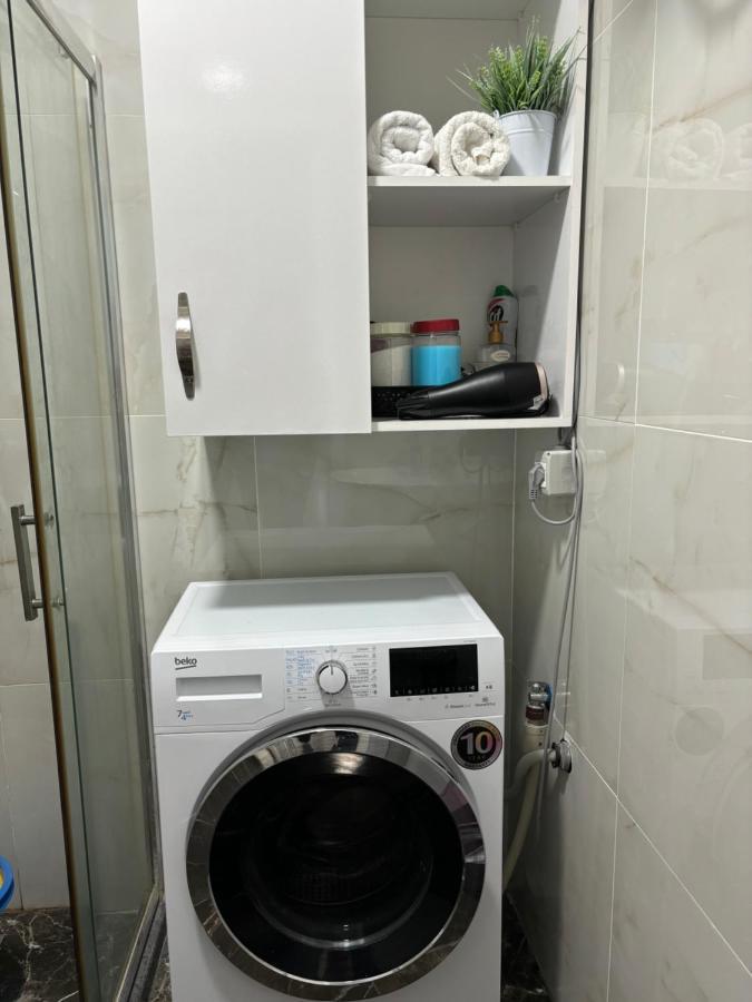 Center, Selvia White Apartment Тирана Екстер'єр фото